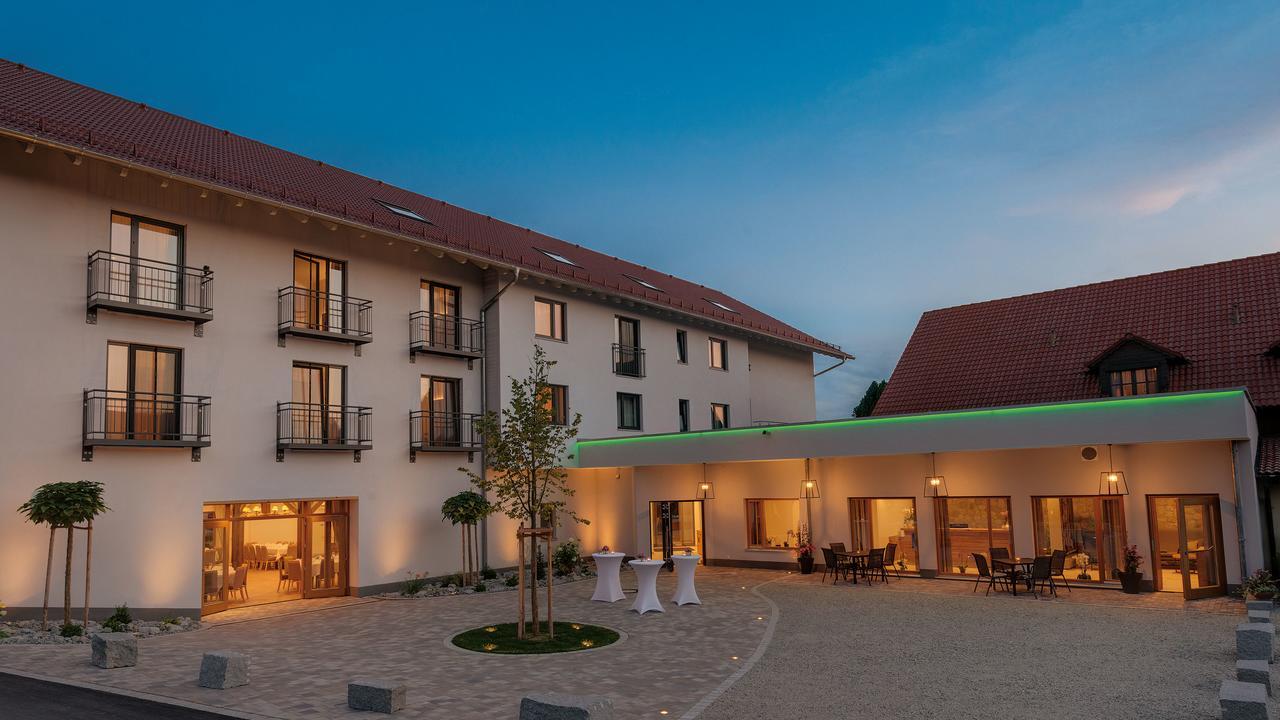 Gasthaus Forster Am See - Eching Bei Landshut Exterior foto